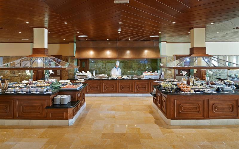 Hipotels Barrosa Palace & Hotel 5*