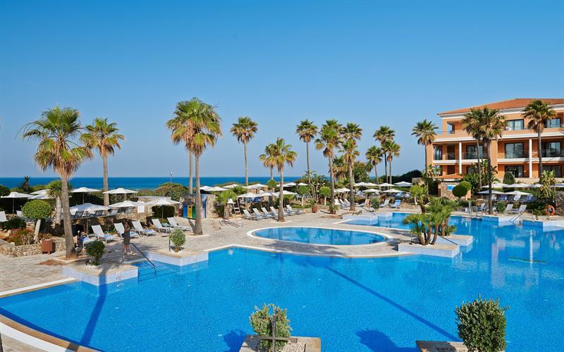 Hipotels Barrosa Palace & Hotel 5*