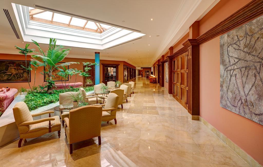 Hipotels Barrosa Palace & Hotel